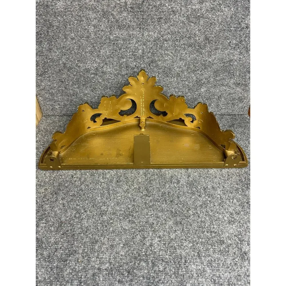 Vintage ornate gold wall shelf 19” French Provincial Hollywood Regency resin